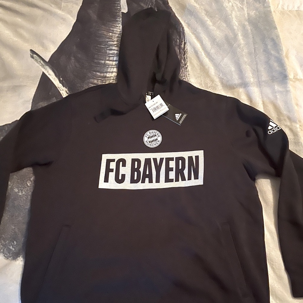 New FC Bayern Munich Adidas Hoodie #Sweatshirt #Football #Soccer